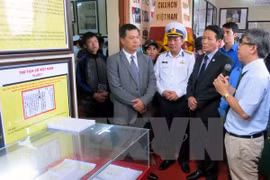 Exhibition on Hoang Sa, Truong Sa opens in Ha Tinh 