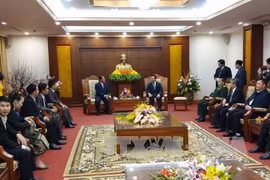Vietnam, Lao localities foster cooperation