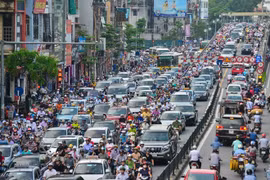 High-rises cause traffic chaos in Hanoi