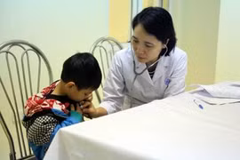 Children receive free heart checkups