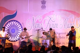Music performance celebrates Vietnam-India relations