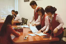 HNX earns 142 billion VND in auctions in April