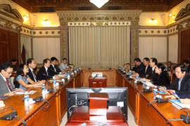 Yamanashi Prefecture seeks partnerships in HCM City 