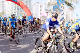 Cyclists pedal to raise fund for AO victims 