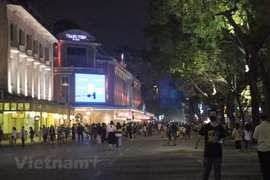 Pedestrian spaces in Hanoi resume operation