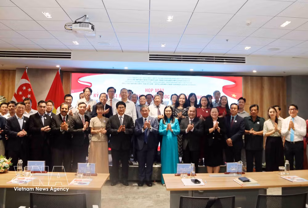 vnanet-singpore2.jpg