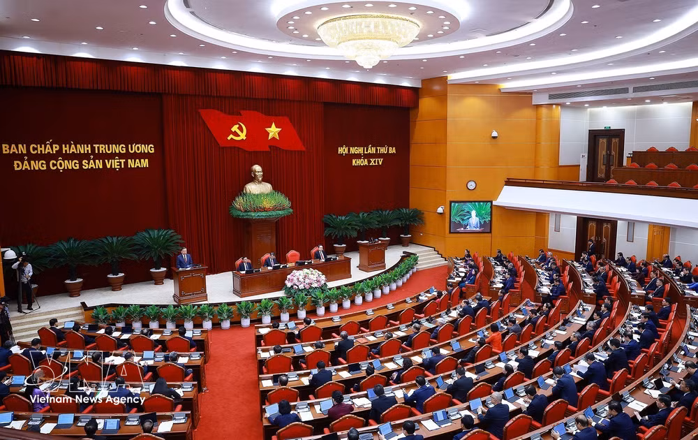 vnanet-potal-khai-mac-hoi-nghi-lan-thu-ba-ban-chap-hanh-trung-uong-dang-khoa-xiv-8898983-2.jpg