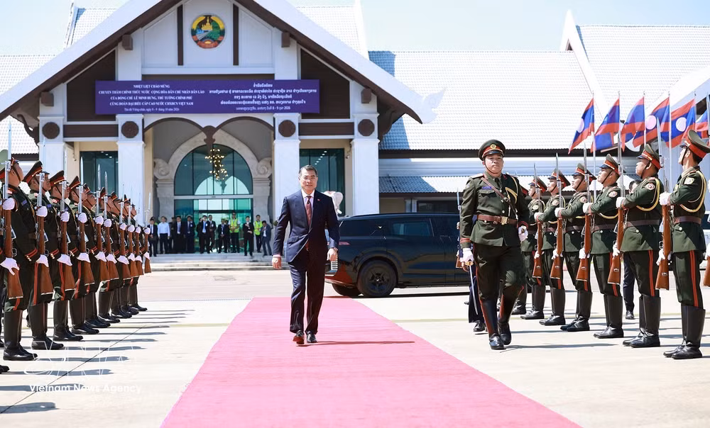 vnanet-thu-tuong-le-minh-hung-ket-thuc-chuyen-tham-chinh-thuc-chdcnd-lao-anh-ttxvn.jpg