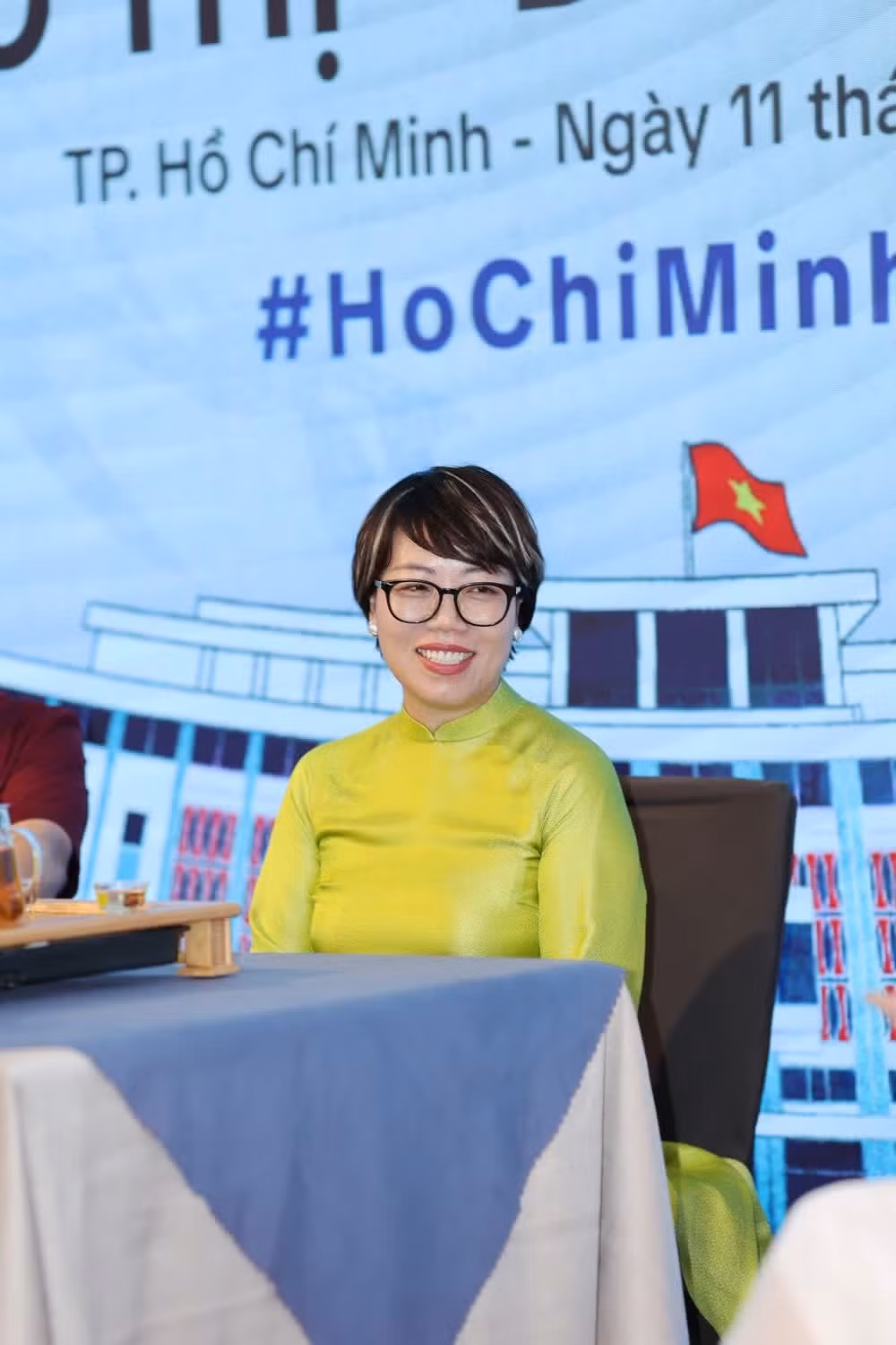 ba-nguyen-thu-huong-pgd-quy-ho-tro-bao-ton-di-san-van-hoa-viet-nam.jpg