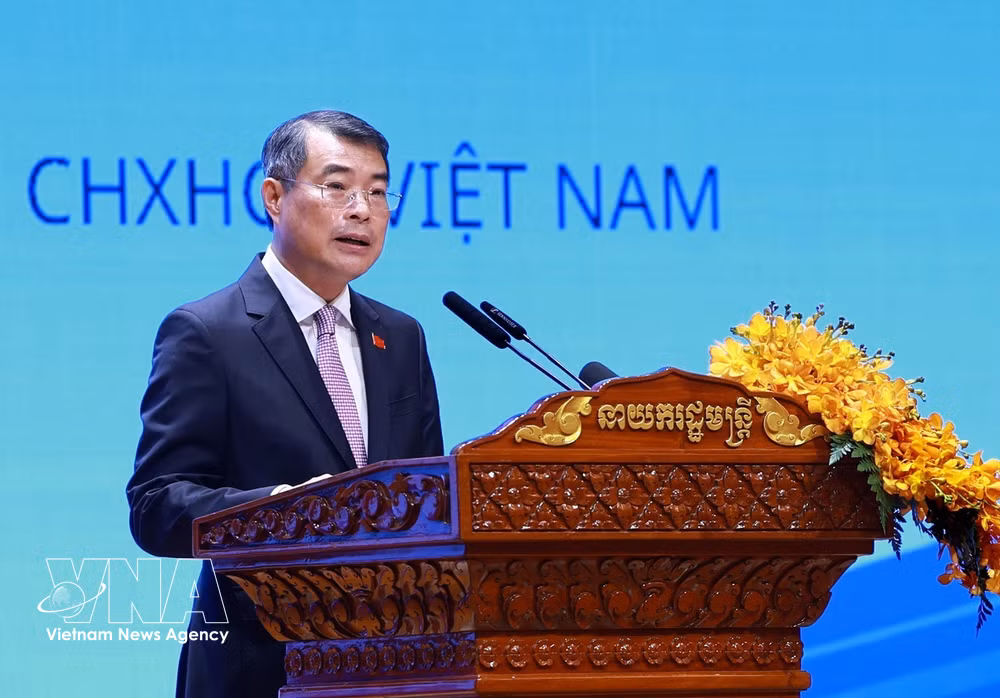 vnanet_potal-thu-tuong-le-minh-hung-va-thu-tuong-hun-manet-du-dien-dan-doanh-nghiep-viet-nam-campuchia-9077509-1.jpg