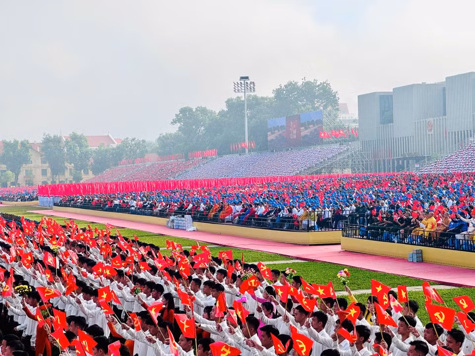 Vietnam has transcended its identity as a heroic nation of wartime to become a symbol of powerful aspirations for peace and development. (Photo: VietnamPlus)