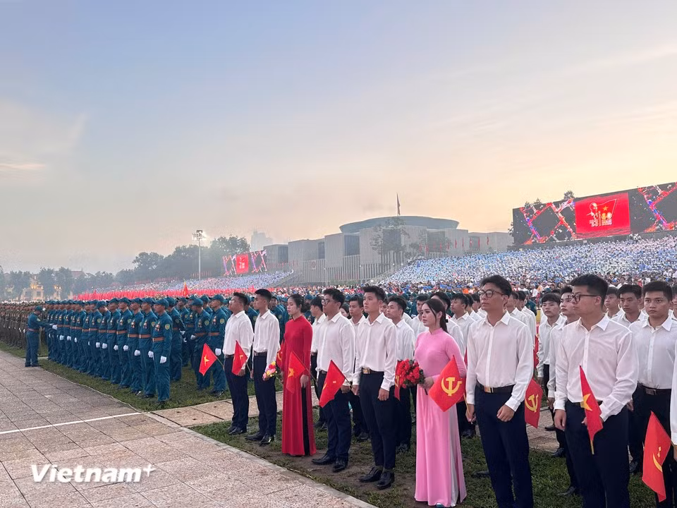 Reflecting on the 80-year arduous yet heroic journey, Party General Secretary To Lam emphasises that no obstacle and no reason could stop Vietnam from marching toward peace, prosperity, and development. (Photo: VietnamPlus)