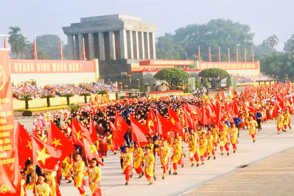 Vietnam now confidently integrates into the world while preserving its distinct characters and courage to advance towards a future of prosperity, strength, and civilisation. (Photo: VietnamPlus)