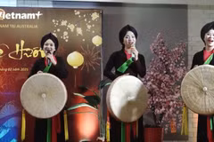Vietnamese community in Australia welcomes spring together 