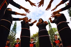 Promoting Central Highlands ethnic culture in school
