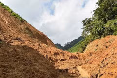 Landslide in Ngoa village, Yen Phu commune, Tuyen Quang province (Photo: VNA)
