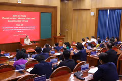 Party General Secretary To Lam talks to planned personnel groomed for membership of the 14th Party Central Committee on June 17. (Photo: VNA)