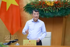 Prime Minister Le Minh Hung speaks at the Government’s regular meeting on September 3. (Photo: VNA)