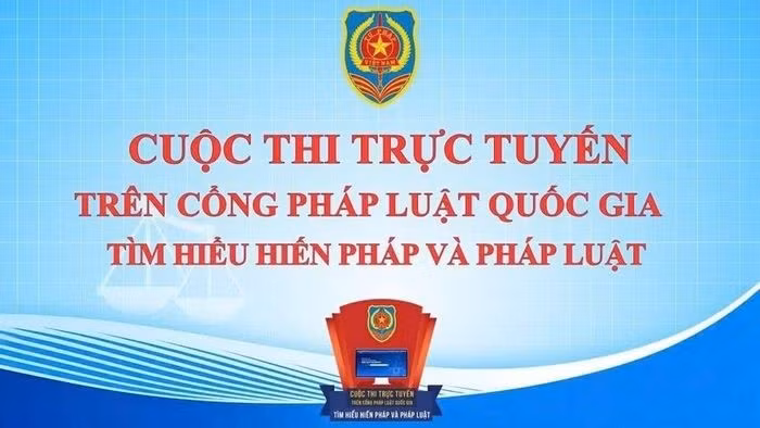 Nearly 2.6 million people took part in the online Constitution and law contest. (Photo published by VNA)