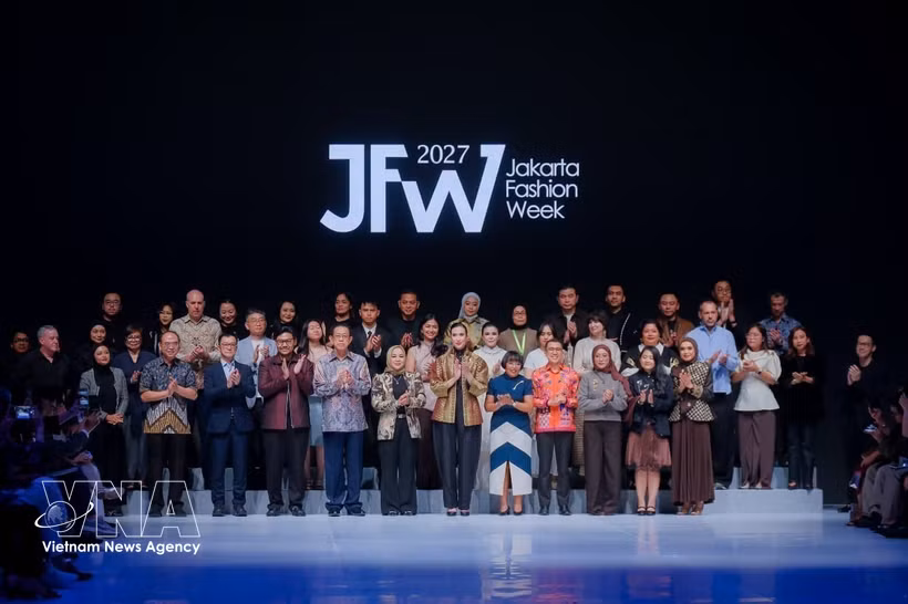 The opening ceremony of Jakarta Fashion Week (JFW) 2027. (Photo: VNA)