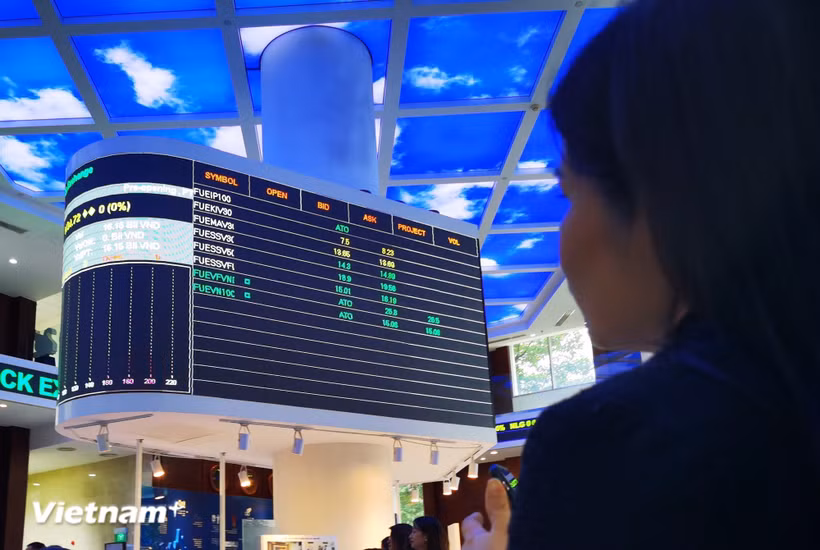 Vietnam is accelerating efforts to upgrade its stock market and develop the International Financial Centre in Ho Chi Minh City and Da Nang as part of its strategy to attract global capital and drive long-term economic growth. (Photo: VietnamPlus)