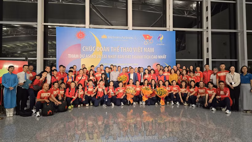 Vietnam sports delegation embarks on ASIAD 20 (Photo: baochinhphu) 