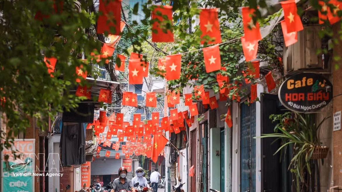 Hanoi adorned for 81st National Day celebrations