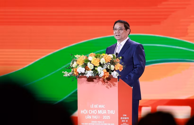 Prime Minister Pham Minh Chinh speaks at the closing ceremony of the Autumn Fair 2025. (Photo: VNA)