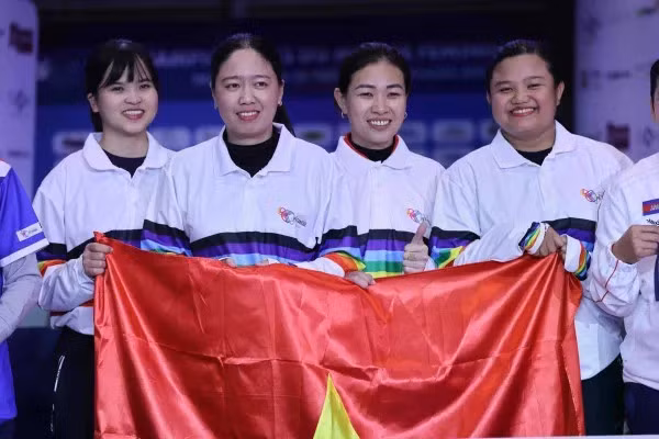 Members of the Vietnamese women's petanque team. (Photo: FFPJP)