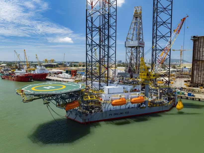 PV Drilling VIII, the jack-up rig, comes back after almost a decade sidelined. (Photo; nangluongvietnam.vn) 