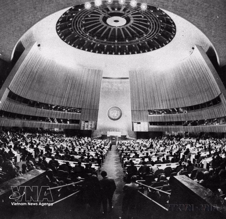 On September 20, 1977, the 32nd session of the UN General Assembly in New York adopted a resolution admitting Vietnam to the United Nations. (Photo: VNA Archive)