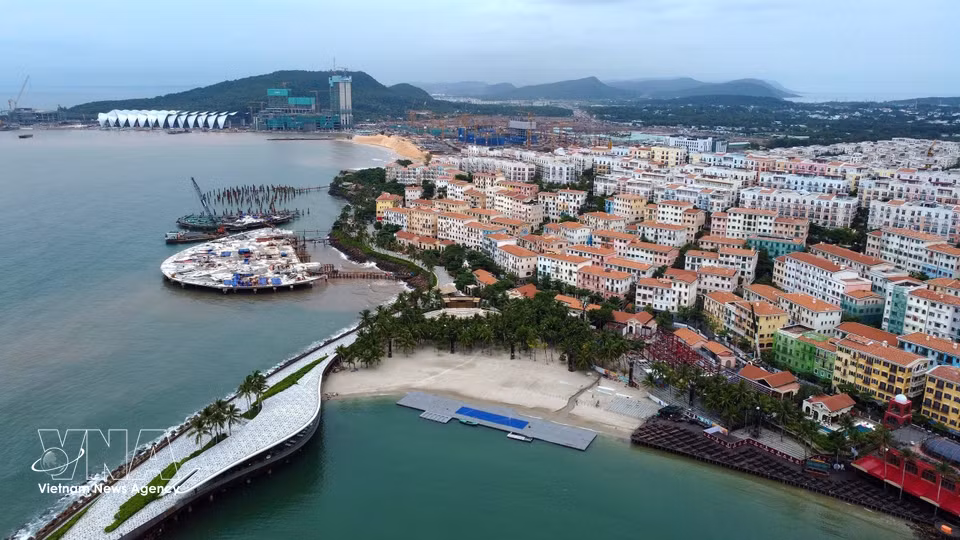 An aerial view shows the integration of architecture, water and natural landscapes in the coastal urban area. (Photo: VNA)
