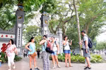 New service helps preserve solemn atmosphere in temple