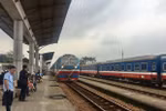 Coronavirus puts brake on Hanoi-HCM City trains 