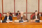 Top leader stresses avoiding complacency in COVID-19 fight