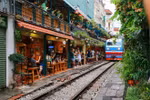 Hanoi's authorities begin enforcing closure of train track coffee shops