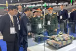 Vietnam attends int’l defence-security exhibition in France