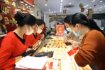 Domestic gold prices experience strong changes