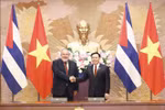 National Assembly Chairman vows to work closely with Cuban legislature 