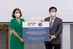 Vietnam receives 300,000 AstraZeneca vaccine doses from Australia