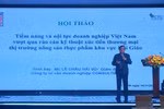 A delegate speaks at the conference (Photo: https://tapchicongthuong.vn/)