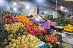 Markets busy ahead of Vu Lan festival