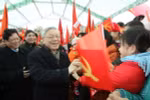 Party, Government leaders visit revolutionary village 