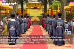 The traditional fan-giving ritual on the Tet Doan Ngo in the past