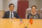 Vietnam, US join hands to heal war wounds 