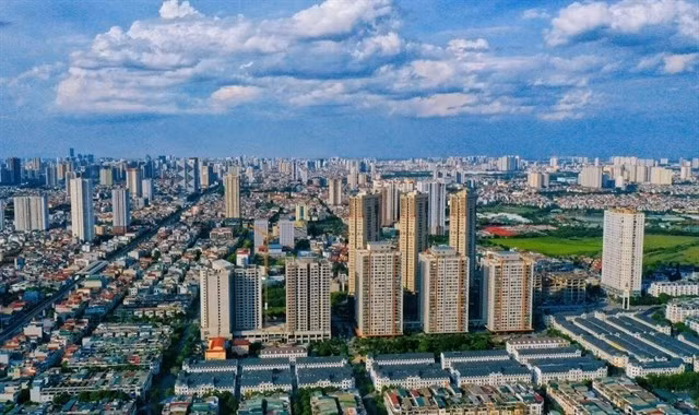 State-owned enterprises (SOEs) are now permitted to invest in real estate. ( Photo znews.vn)