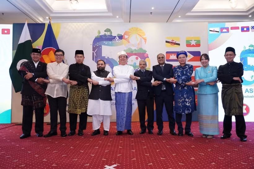 ASEAN ambassadors and Pakistani officials (Photo: Vietnamese Embassy in Pakistan)