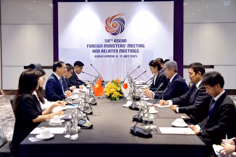 At the meeting between Deputy Prime Minister and Minister of Foreign Affairs Bui Thanh Son and Japanese FM Iwaya Takeshi (Photo: The Ministry of Foreign Affairs)