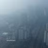 Hanoi streets are covered with fine dust. The capital has conducted different measures to control air pollution, especially in the dry season. (Photo: VNA)