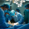 Doctors perform a living-donor liver transplant surgery at Thong Nhat Hospital on August 22. (Photo courtesy of Thong Nhat Hospital)